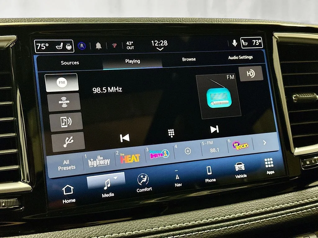 2026 Chrysler Pacifica Limited - Photo 31