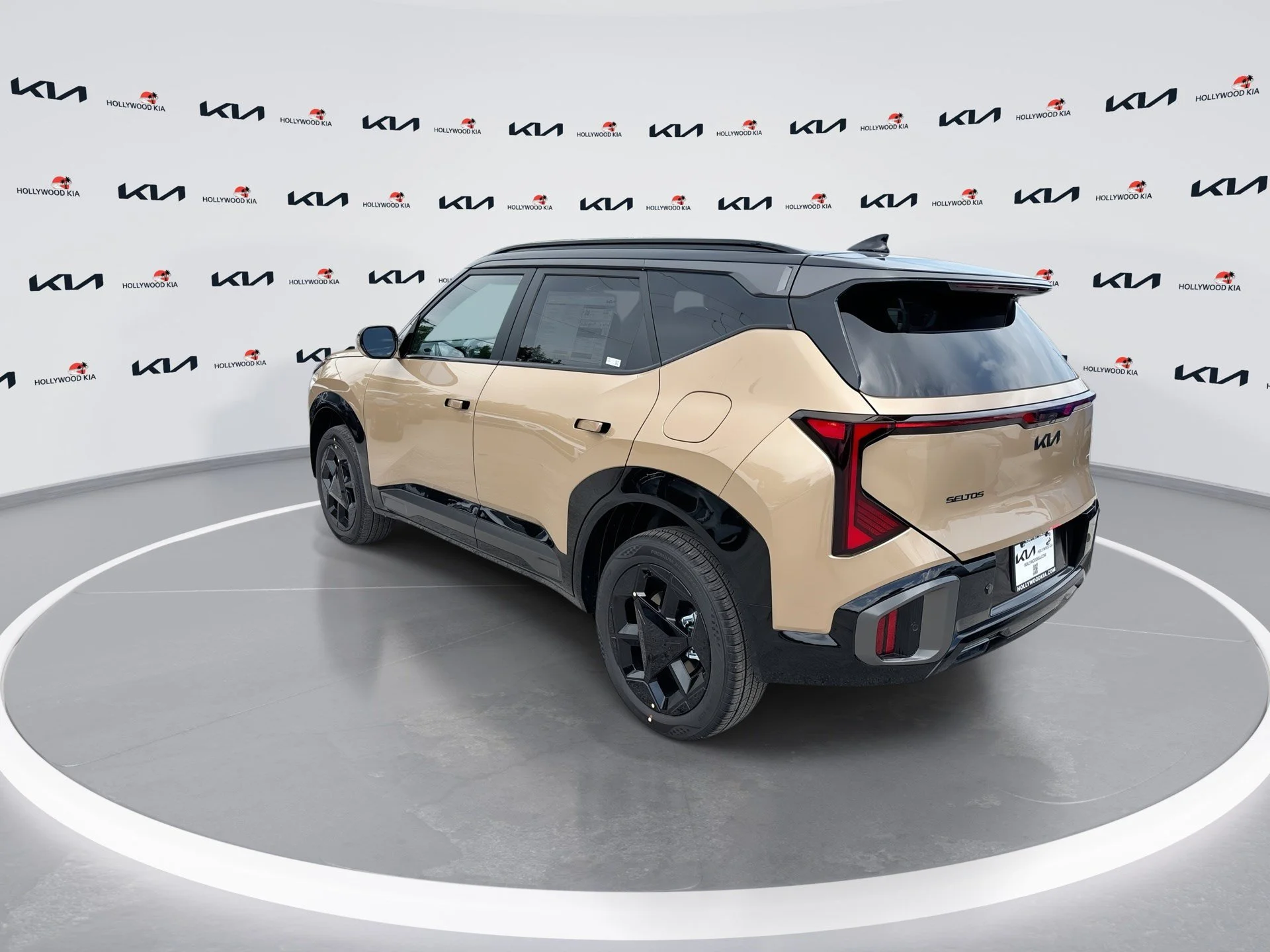New 2027 Terrain Brown / Black Roof Kia X-Line S image 6