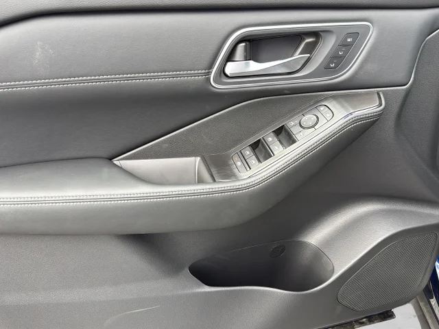 New 2026 Deep Ocean Blue Pearl Nissan Platinum image 24