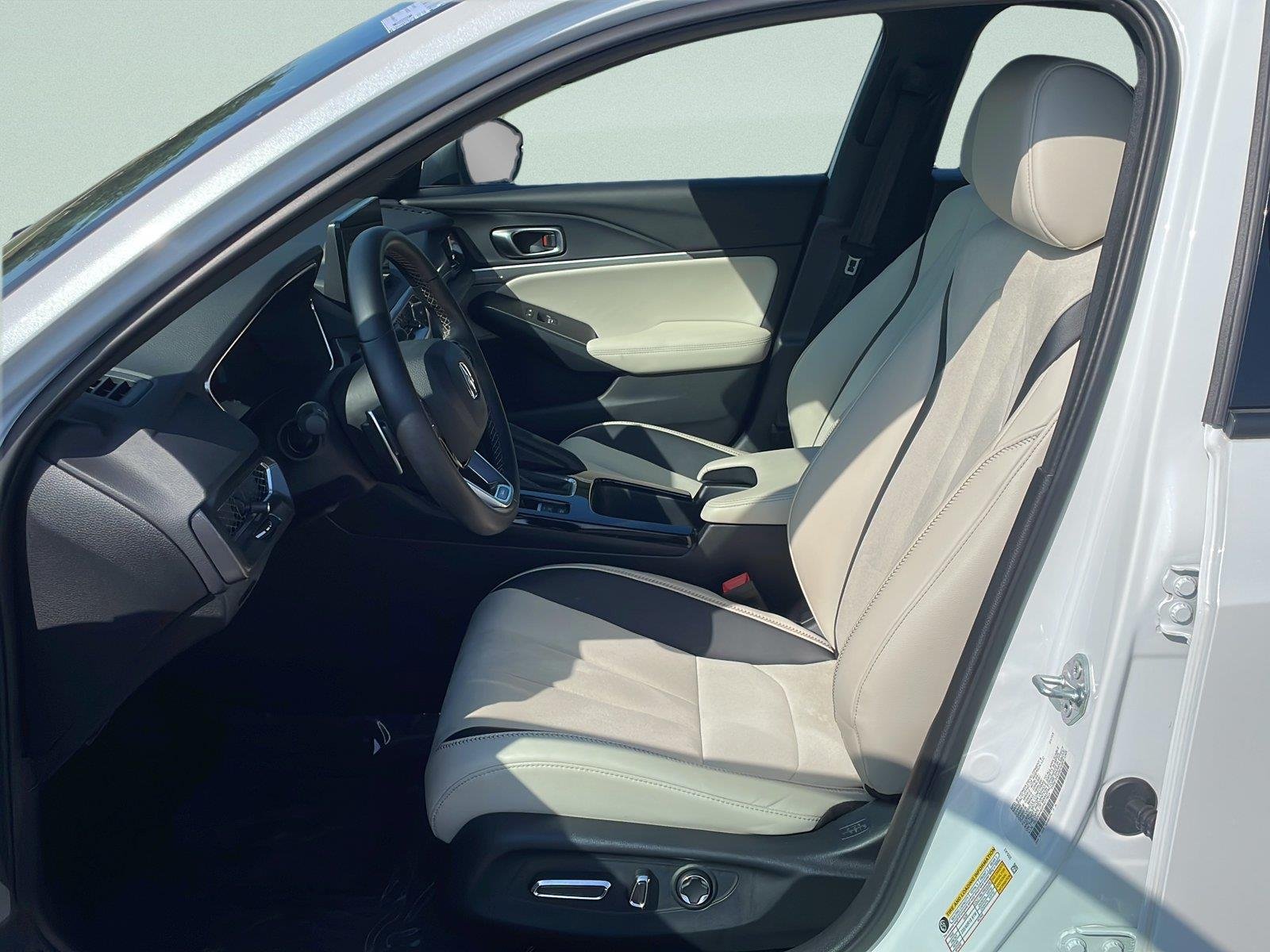 Used 2023 Platinum White Pearl Acura w/Tech w/A-SPEC image 18
