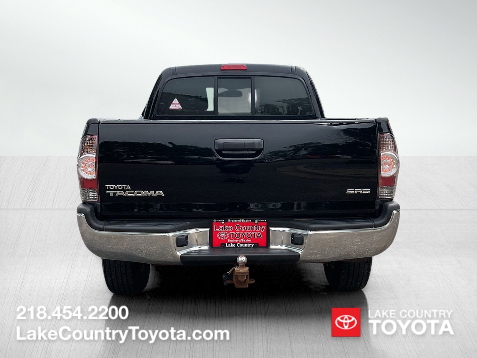 Used 2012 GREY METALLIC Toyota Base image 4