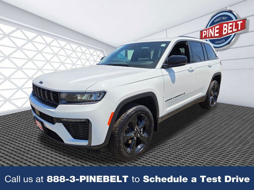 New 2026 Bright White Clear-Coat Exterior Paint Jeep Limited image 1