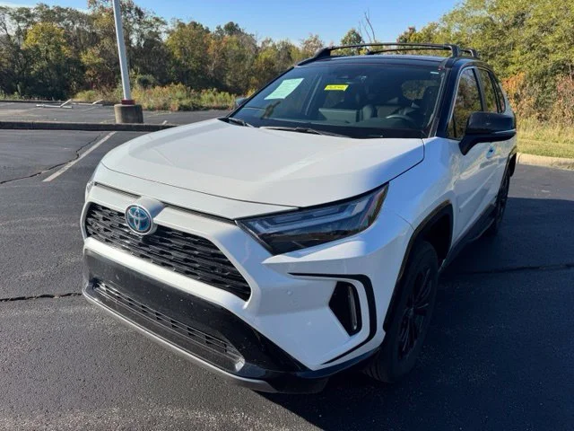 Used 2024 Wind Chill Pearl/Midnight Black Metallic Toyota XSE image 7