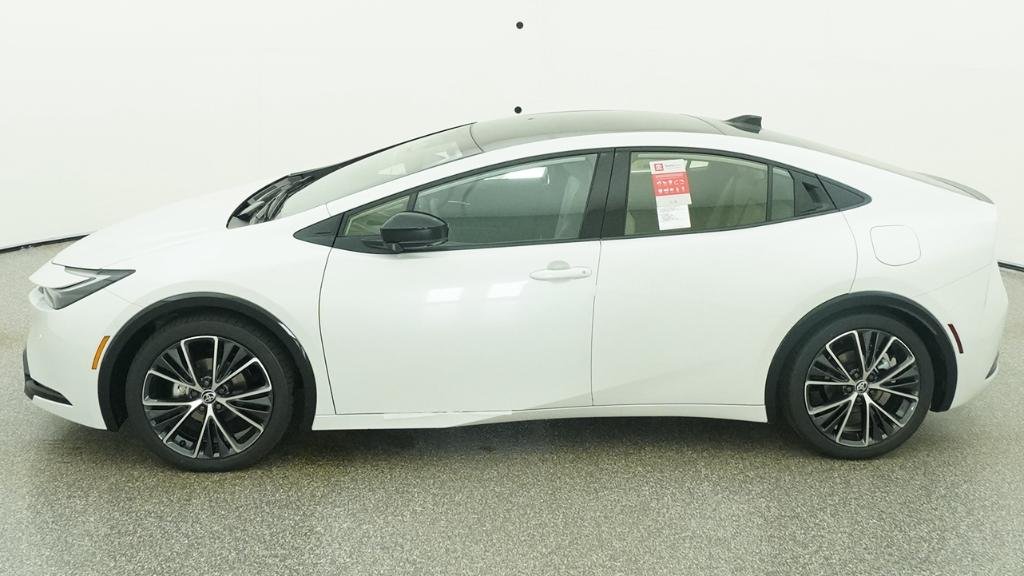 New 2026 Wind Chill Pearl Toyota Limited image 13