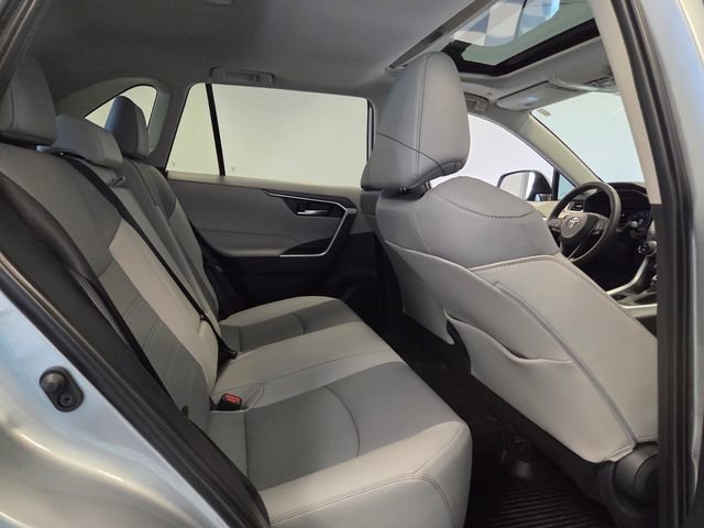 Used 2025 Silver Sky Metallic Toyota XLE Premium image 16