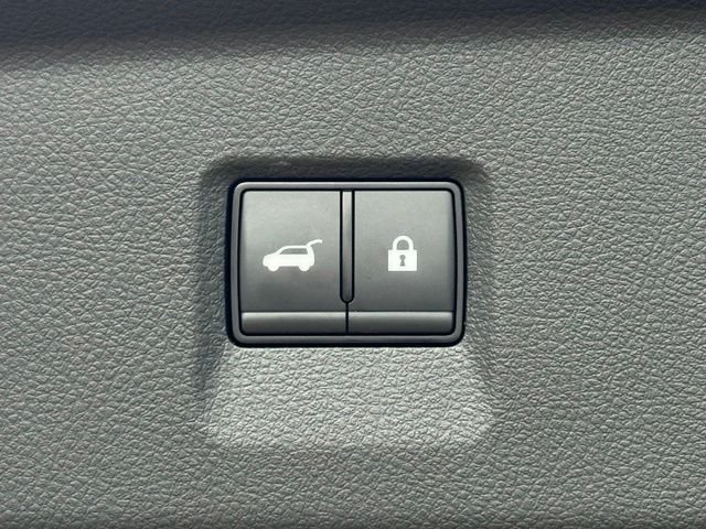 Certified Used 2024 Gray INFINITI PURE image 39