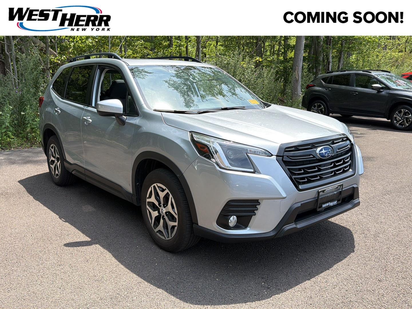 Used 2023 Ice Silver Metallic Subaru Premium image 1
