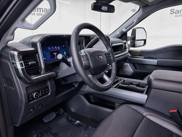 New 2027 Agate Black Metallic Ford F-250® Lariat® image 9