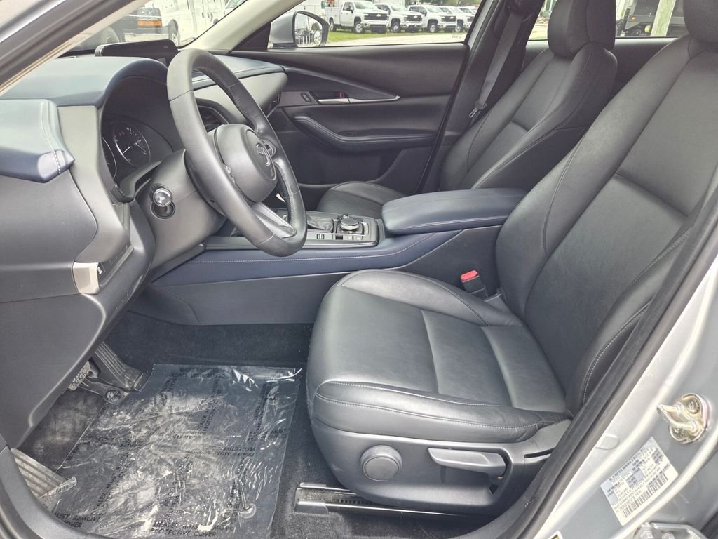 Used 2021 Silver Mazda Select image 3