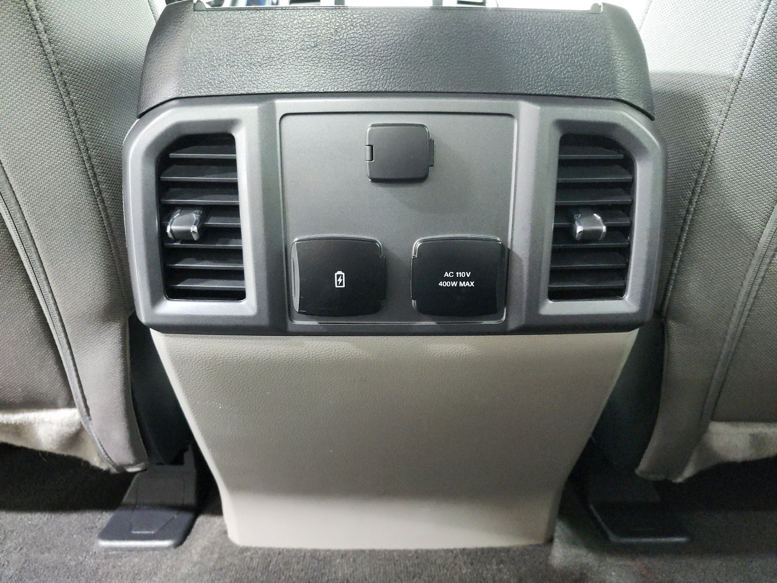 Used 2020 Red Ford XLT image 36