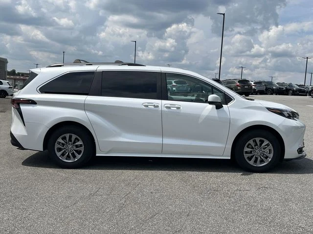 Used 2026 Beige Toyota XLE image 14
