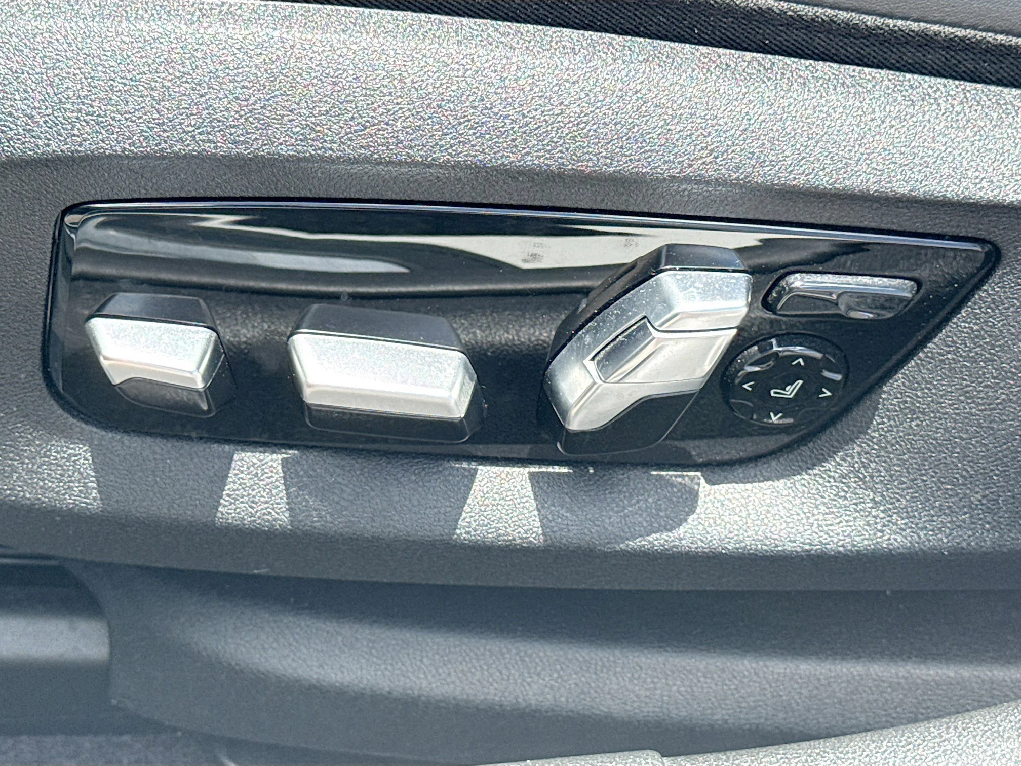 Used 2019 Alpine White BMW M550i xDrive image 25
