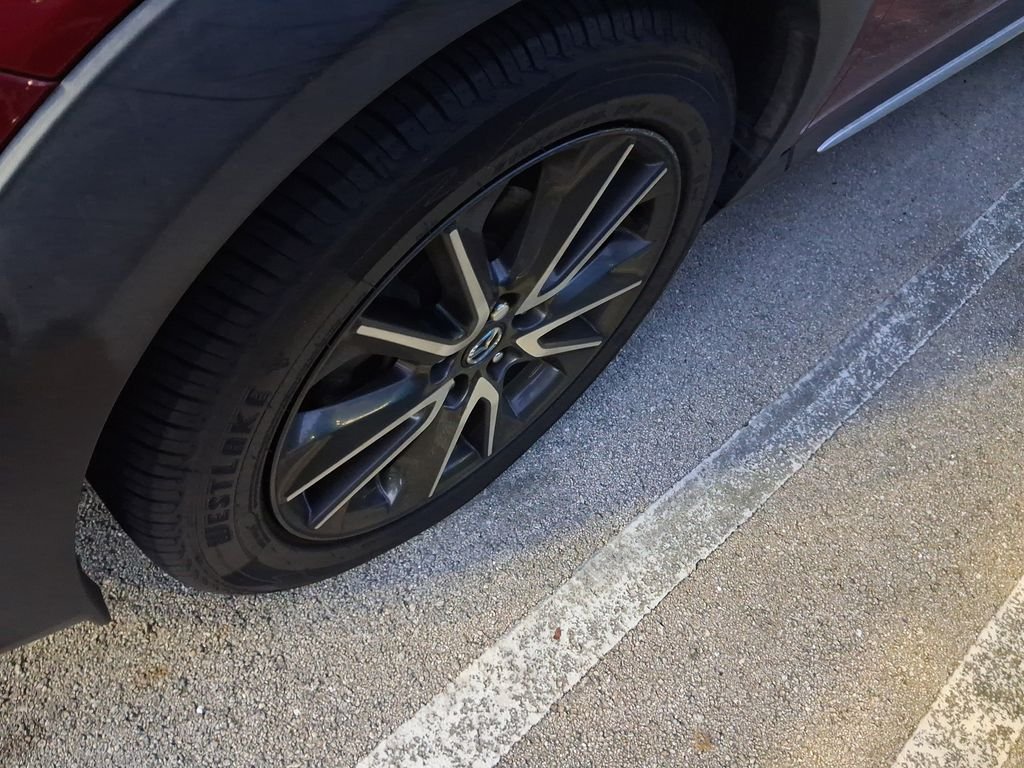 Used 2017 Red Mazda Grand Touring image 4
