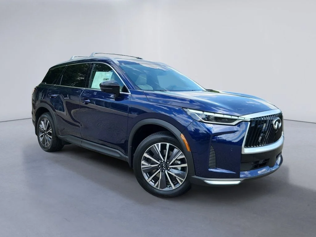 New 2027 GRAND BLUE INFINITI Luxe AWD image 2