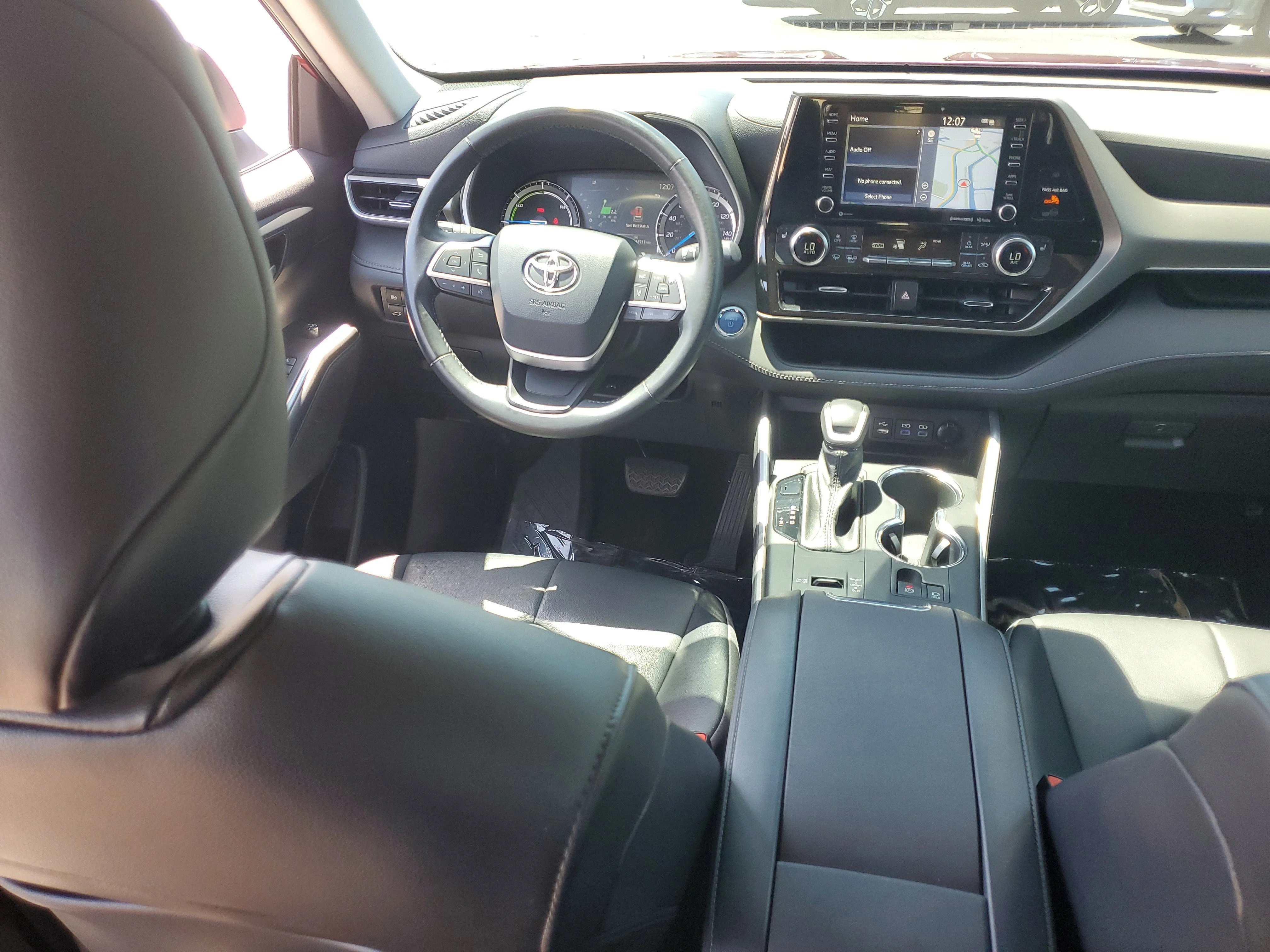 Used 2022 Ruby Flare Pearl Toyota Hybrid XLE image 18