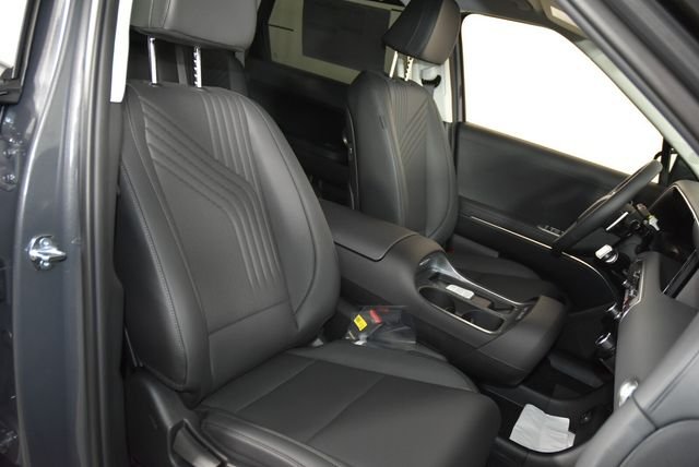 New 2026 Gray Hyundai SEL 8P image 15