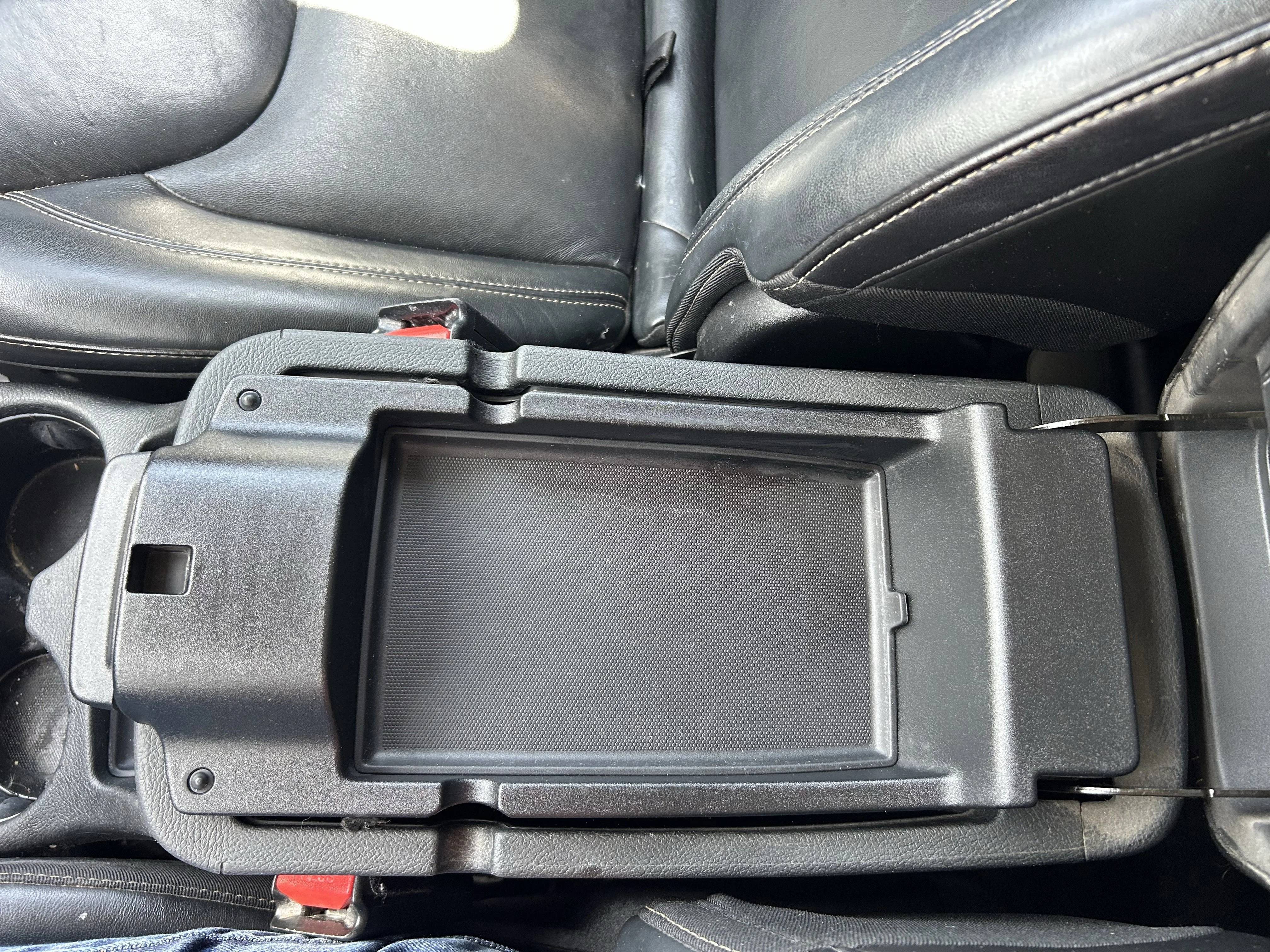 Used 2015 Gray Jeep Limited image 22