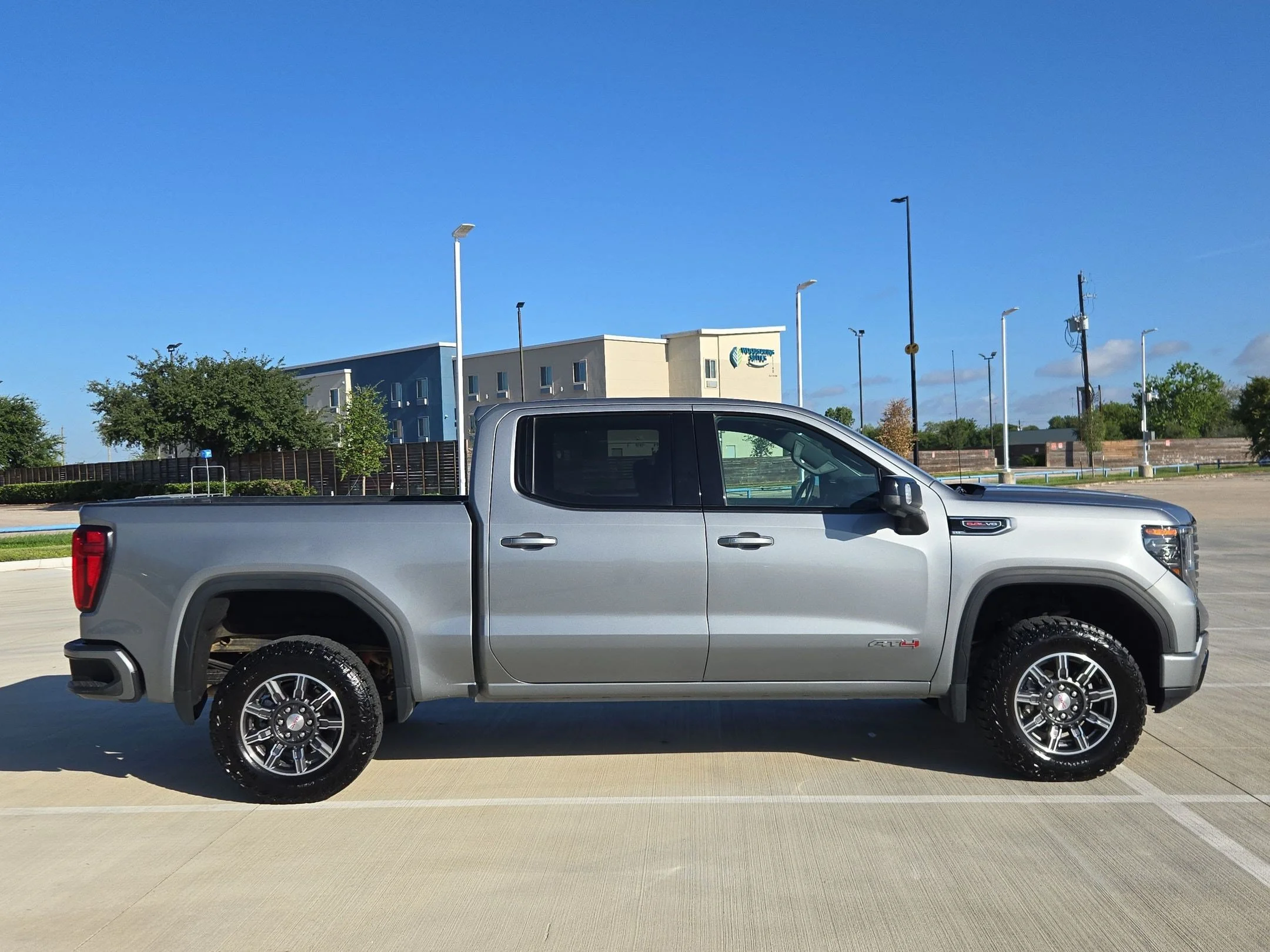 Used 2025 Sterling Metallic GMC AT4 image 2