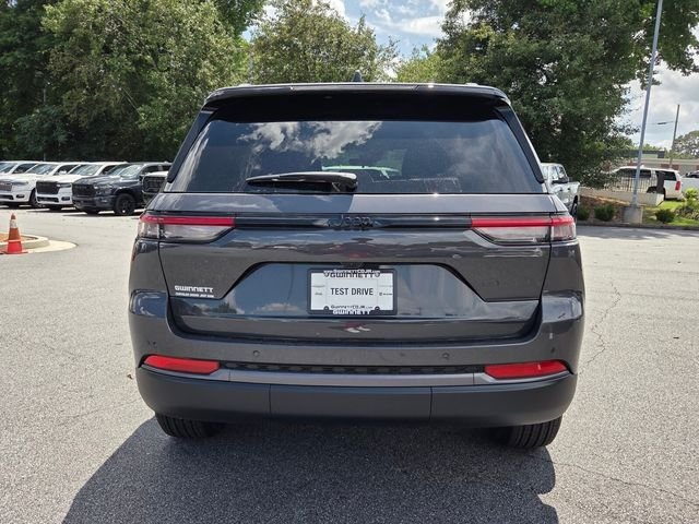 New 2026 Baltic Gray Metallic Clear-Coat Exterior Paint Jeep Altitude image 7
