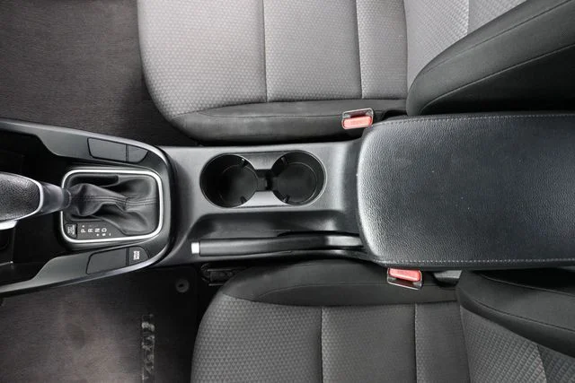Used 2020 Silver Kia LX image 25