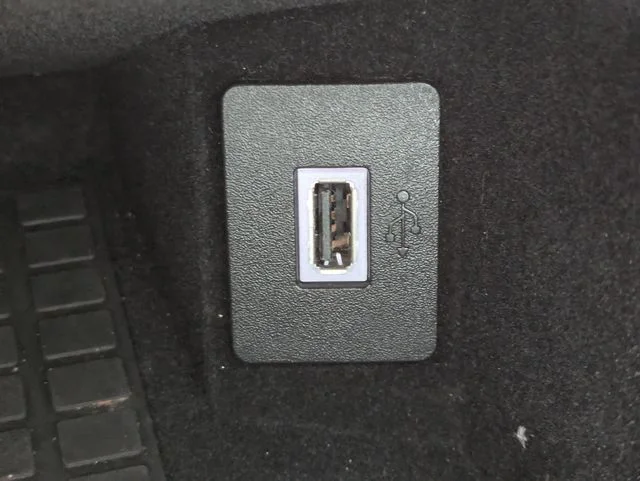 Used 2020 Black Lincoln Reserve image 20