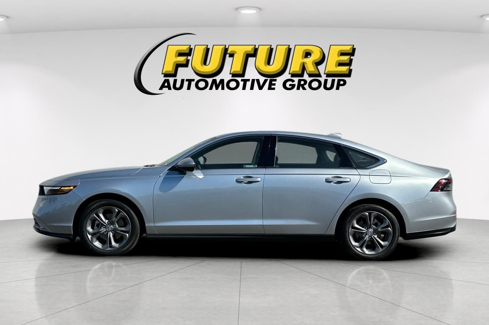 Used 2024 Gray Honda EX image 7