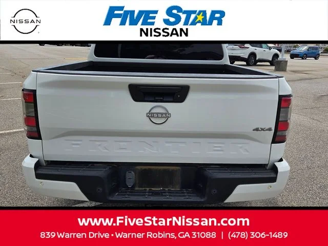 Used 2025 White Nissan SV image 10