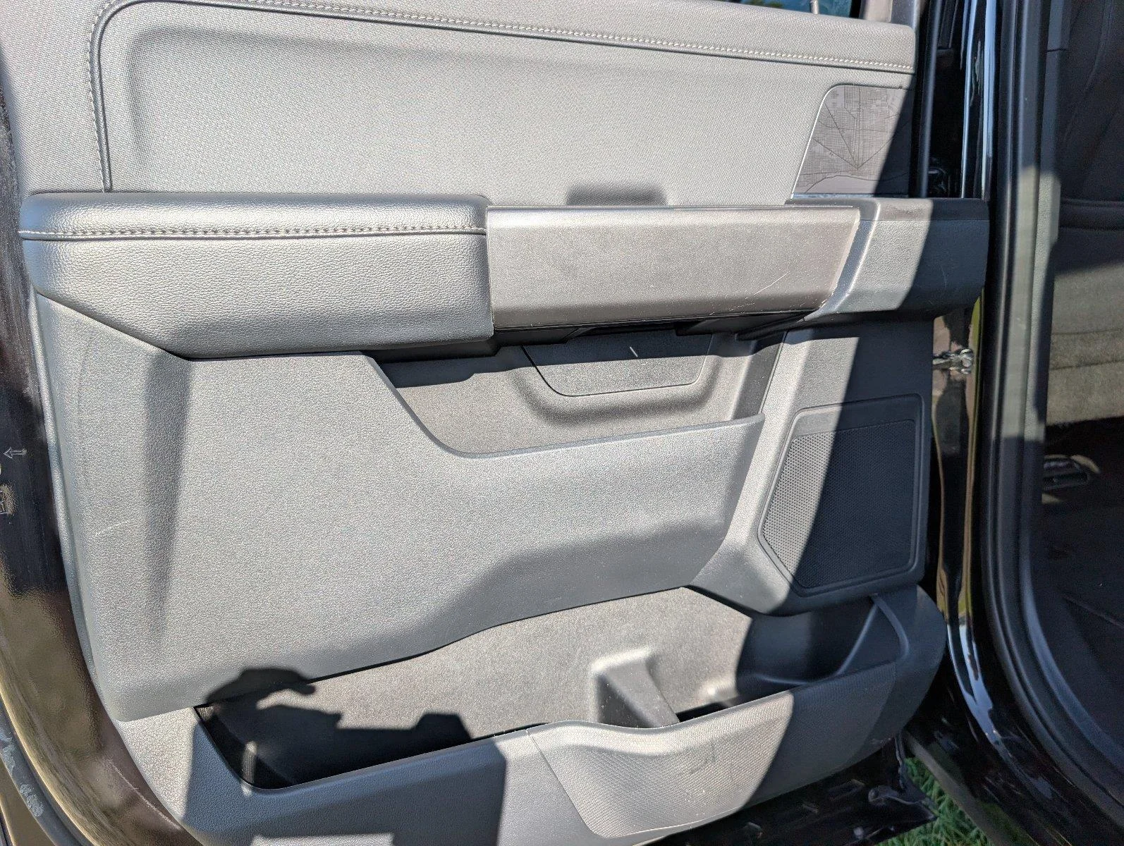 Used 2023 Agate Black Ford XLT image 30