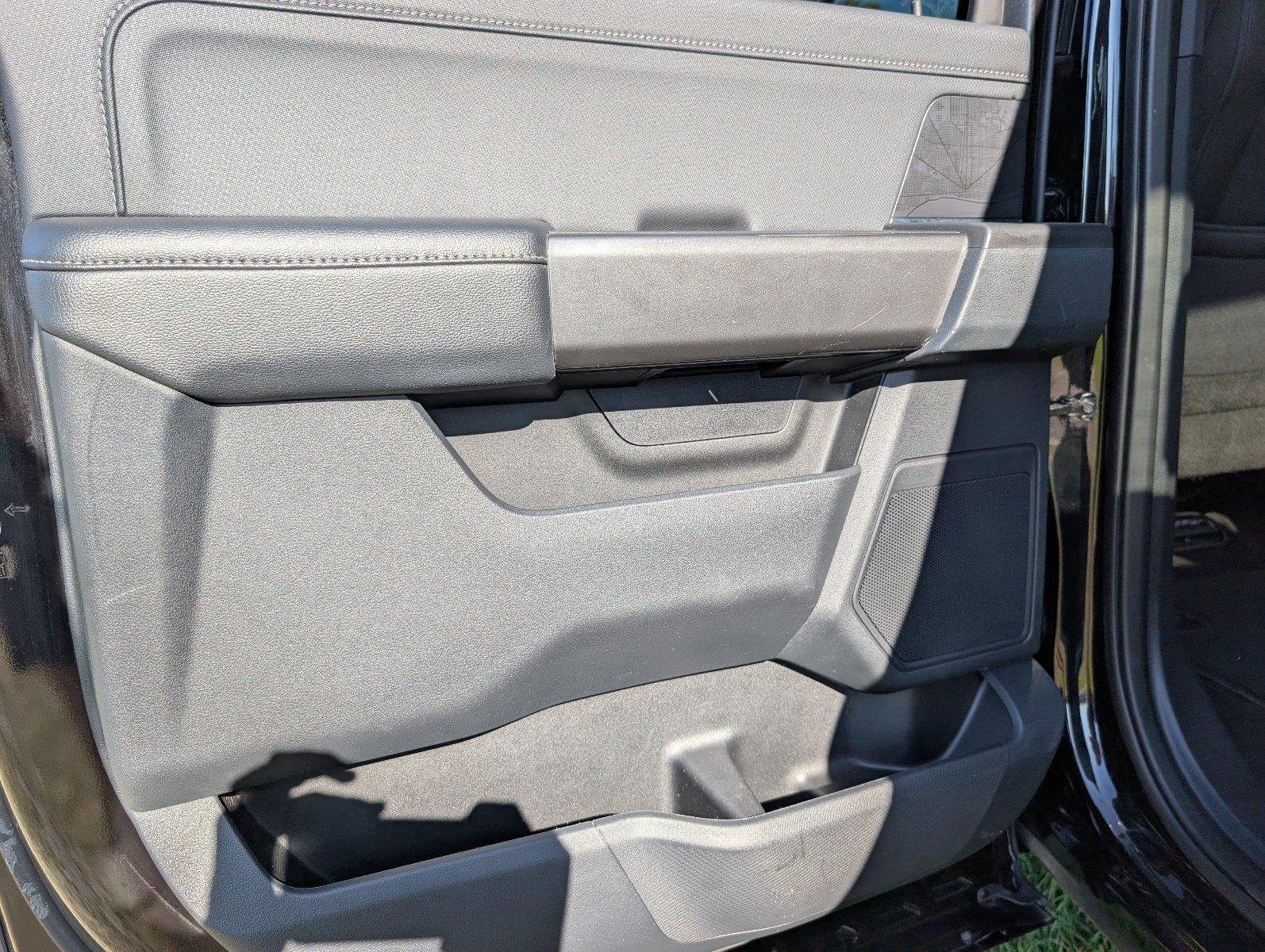 Used 2023 Agate Black Ford XLT image 30