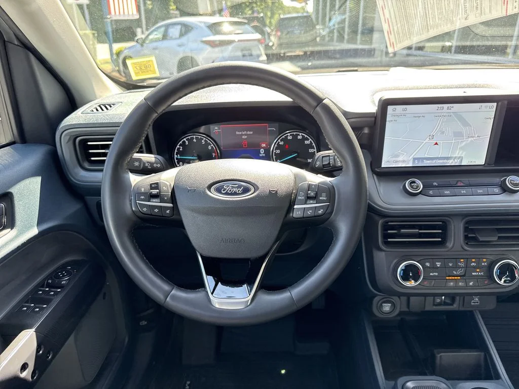 Used 2023 White Ford Lariat image 14