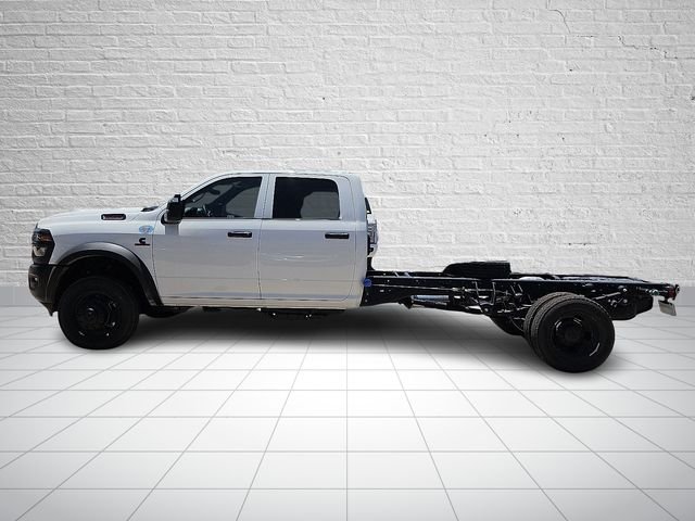New 2026 Bright White Clearcoat RAM Tradesman image 2