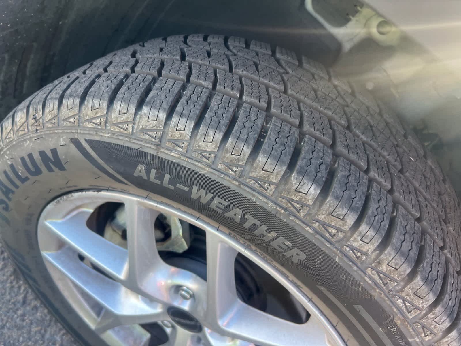 Certified Used 2025 Atlas White Hyundai SE image 6
