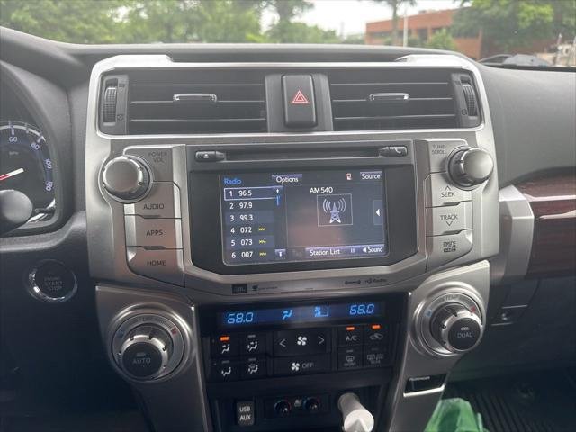 Certified Used 2019 CLASSIC SILVER MET Toyota Limited image 9
