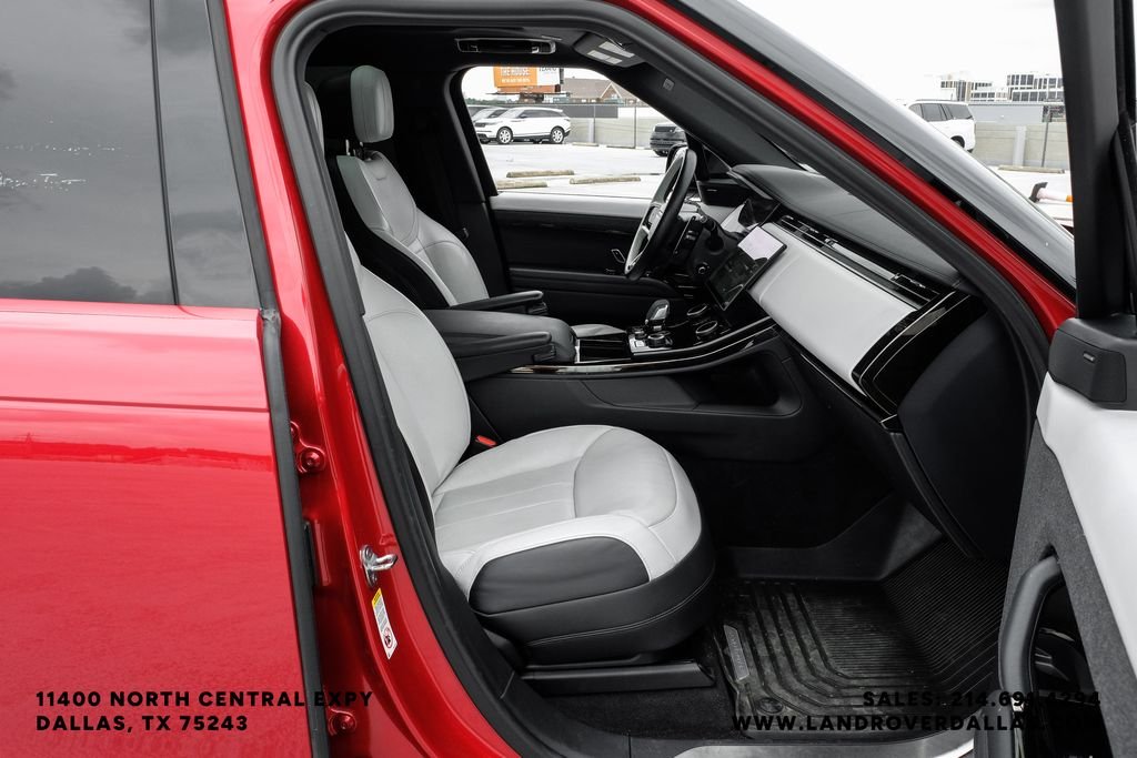 Used 2023 Firenze Red Metallic Land Rover SE Dynamic image 41