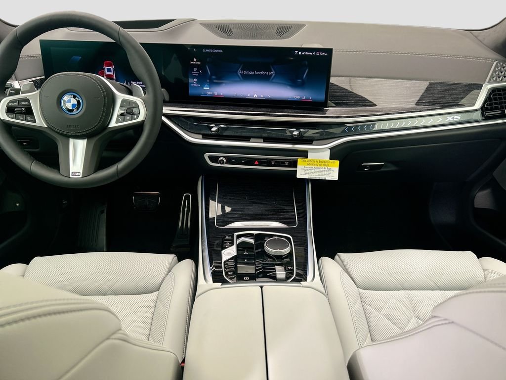 New 2026 Alpine White BMW xDrive50e image 13