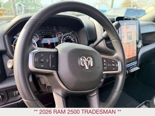 New 2026 Diamond Black Crystal Pearl-Coat Exterior Paint RAM Tradesman image 19