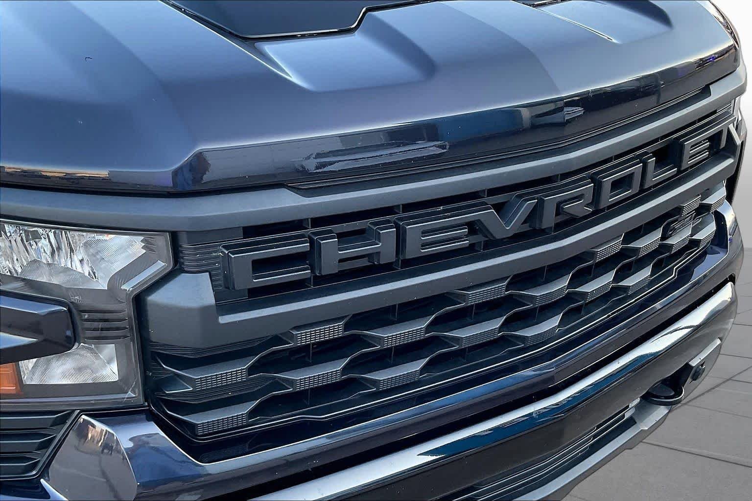 Used 2024 Dark Ash Metallic Chevrolet Custom Trail Boss image 29