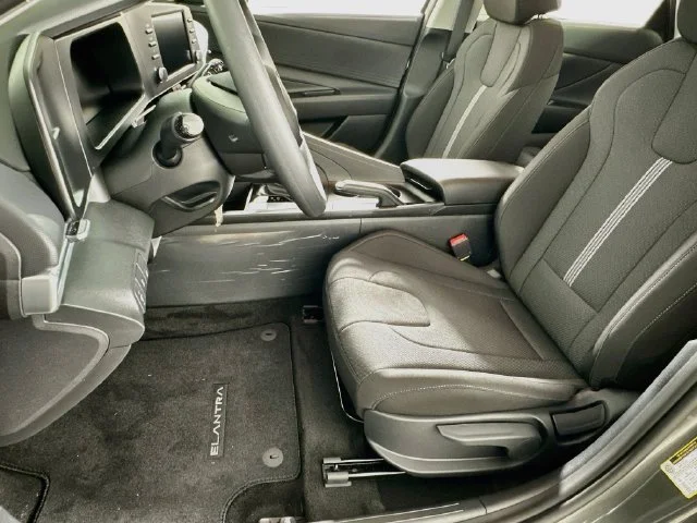 New 2026 Gray Hyundai SE image 9