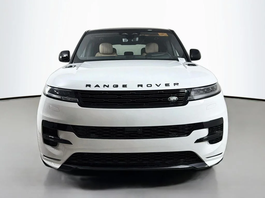 New 2026 Fuji White Land Rover Dynamic SE image 2