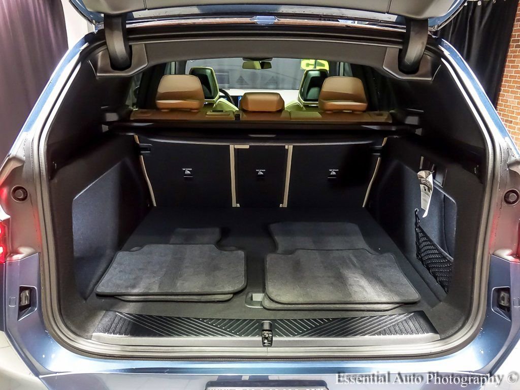 2025 BMW X3 - Image 28