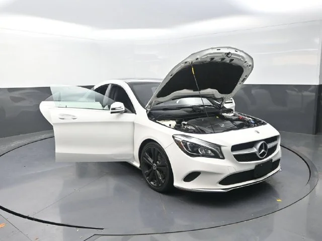 Used 2019  Mercedes-Benz CLA 250 image 39