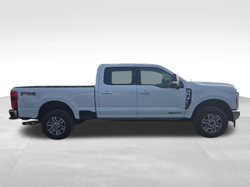 New 2026 White Ford Lariat image 4