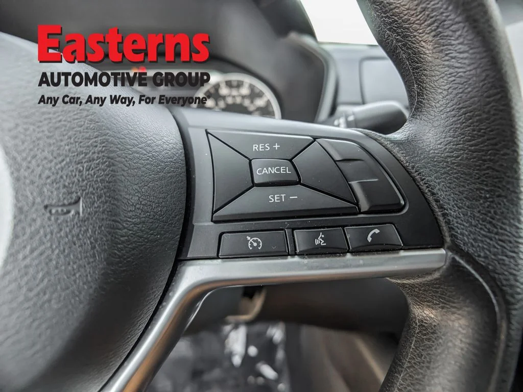 Used 2024 White Nissan 2.5 SV image 15