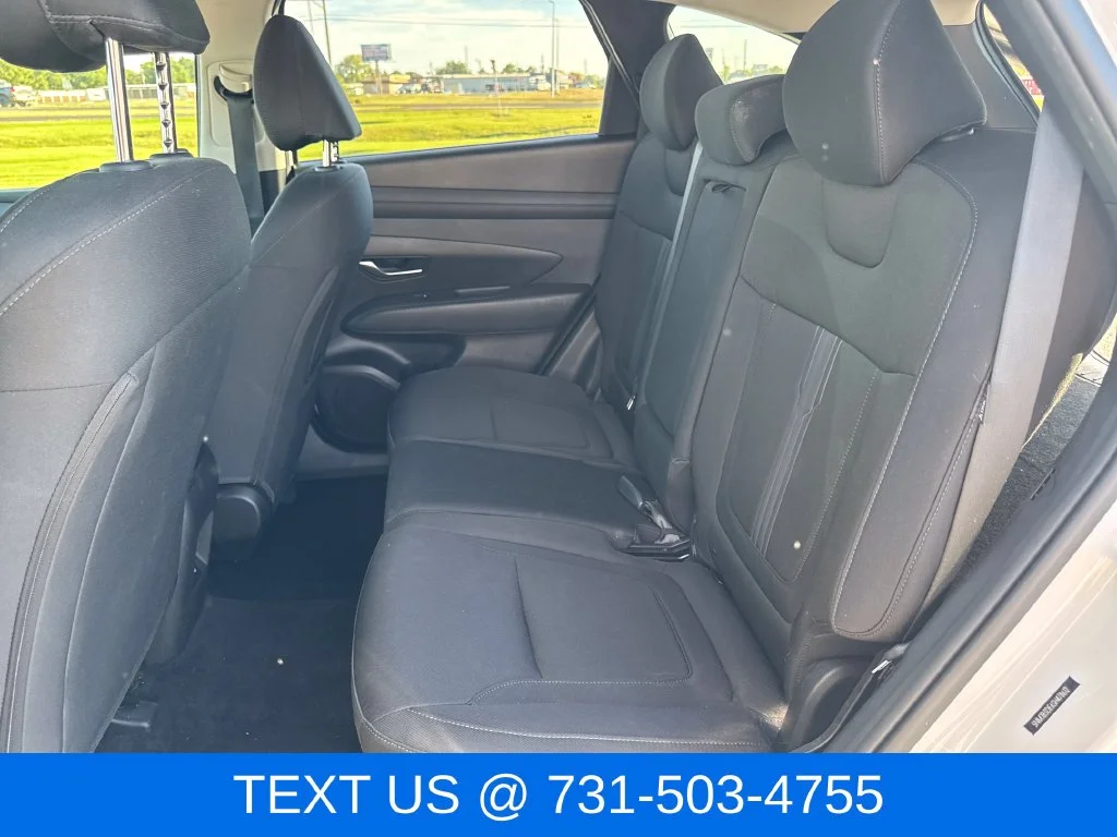 Used 2025 White Hyundai SEL image 26