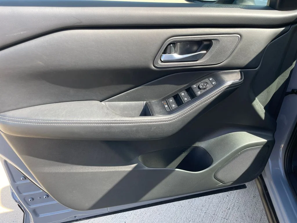 Used 2026 Gray Nissan SV image 21