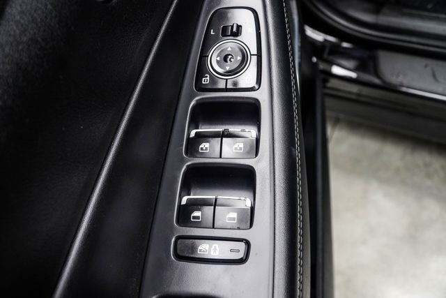 Used 2022 Black Hyundai SEL image 34