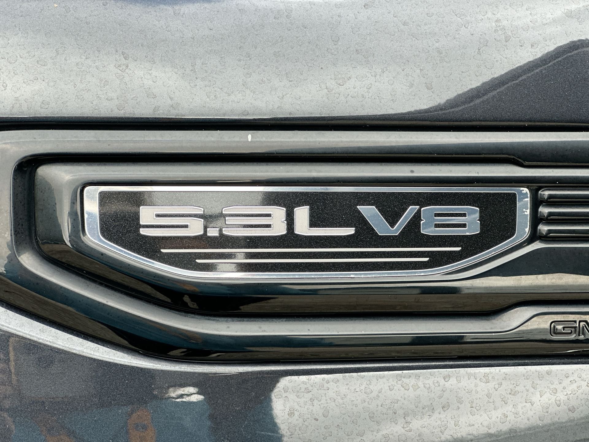 Certified Used 2020 CARBON BLACK METALLIC GMC Elevation image 30