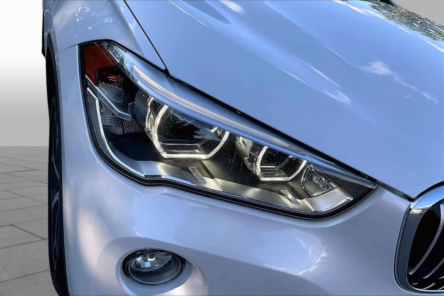 Used 2018 Mineral White Metallic BMW xDrive28i image 26