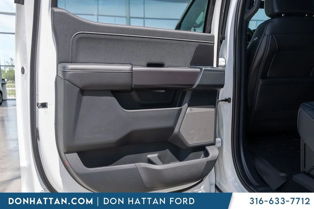 New 2026 Oxford White Ford Lariat® image 17
