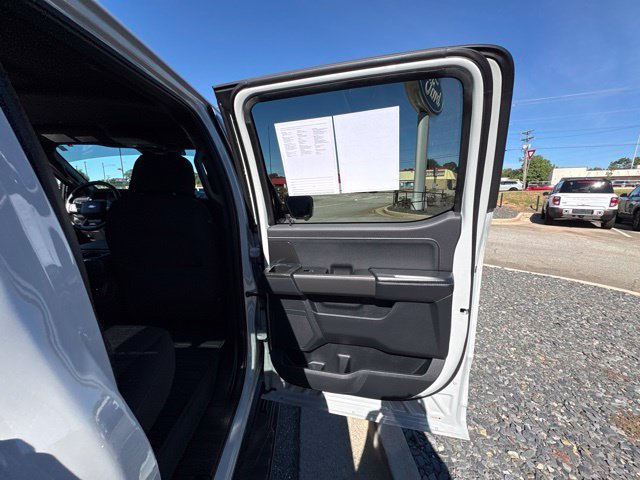 Certified Used 2024 Avalanche Ford XLT image 24